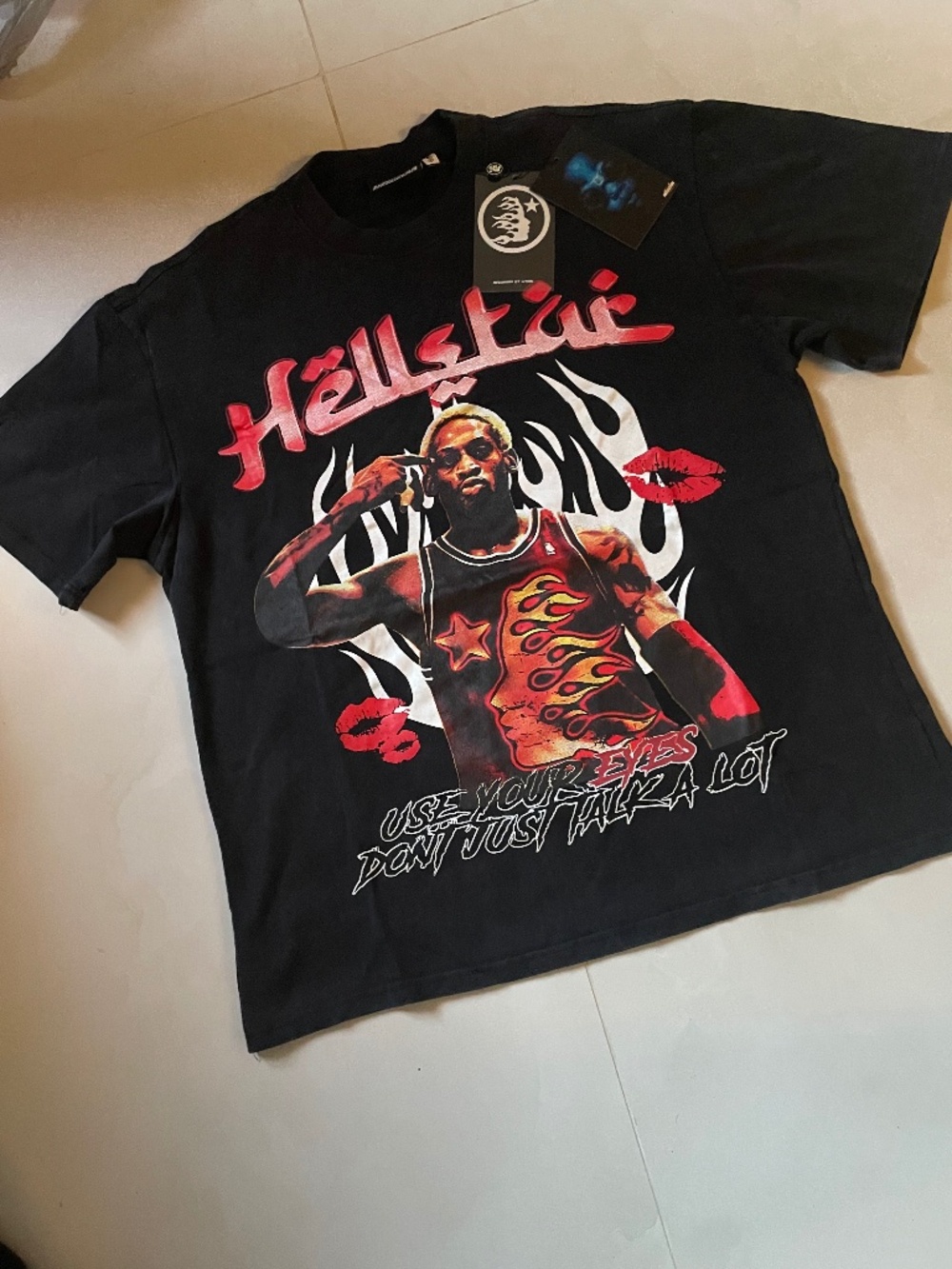 Hellstar Black Graphic Tee with Flame Design and Oversized Print